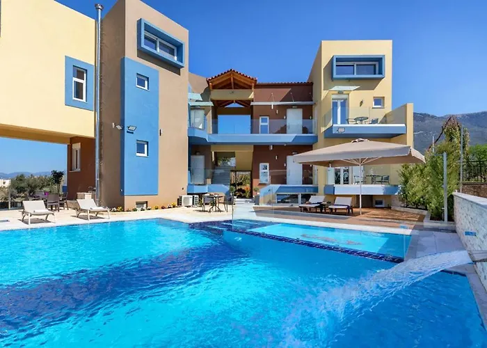 Diamond Aparthotel 4*