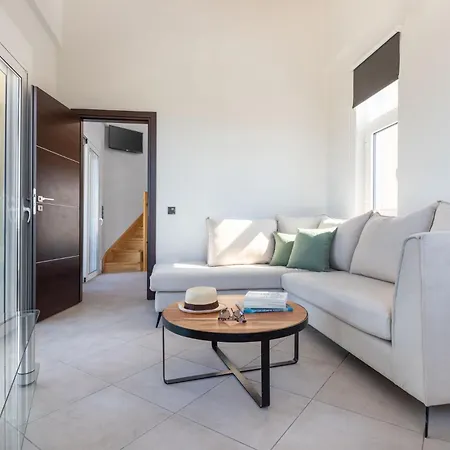 Diamond Aparthotel 3*