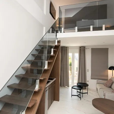 Diamond Aparthotel